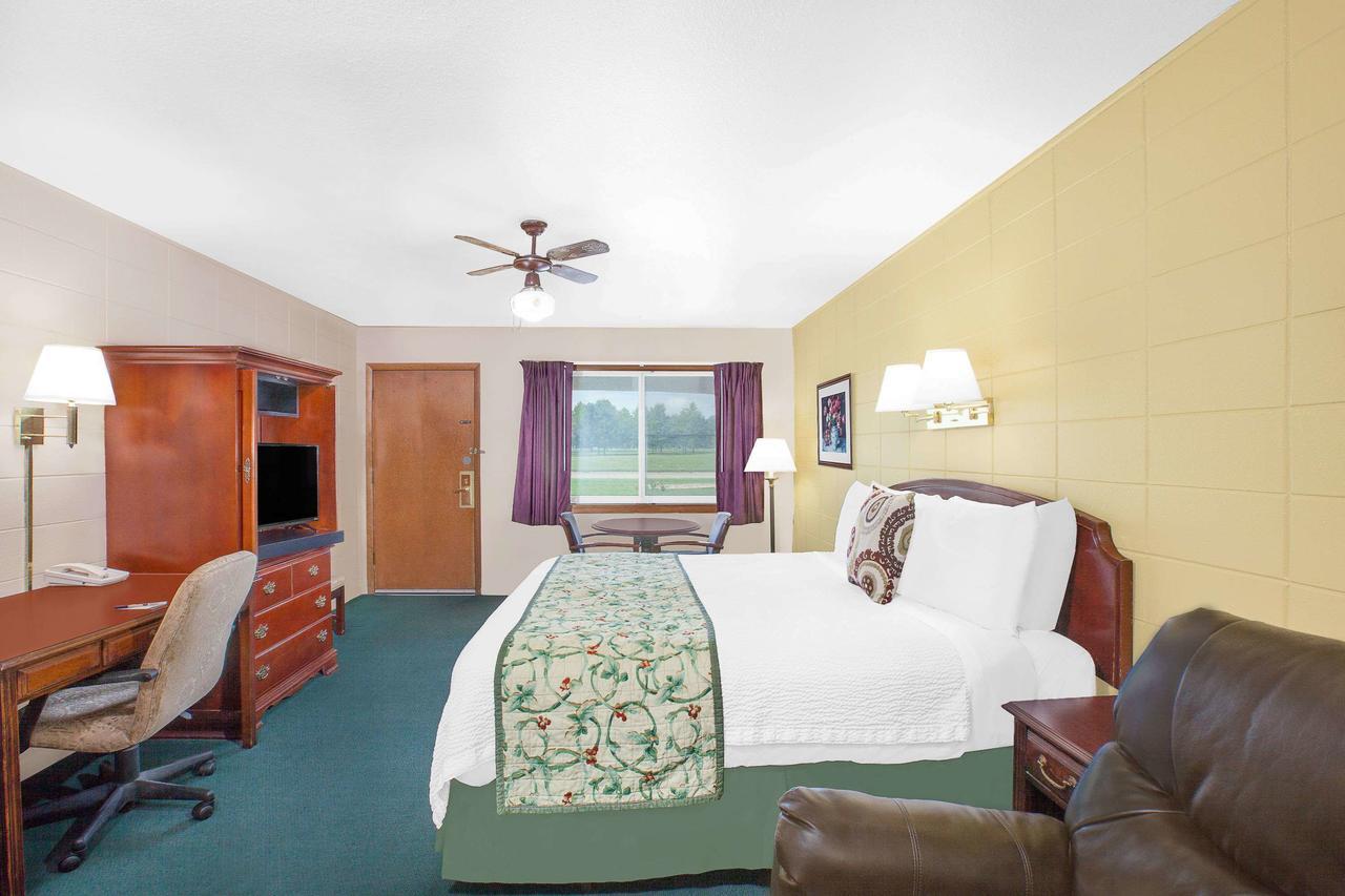 Knights Inn Fort Madison Esterno foto